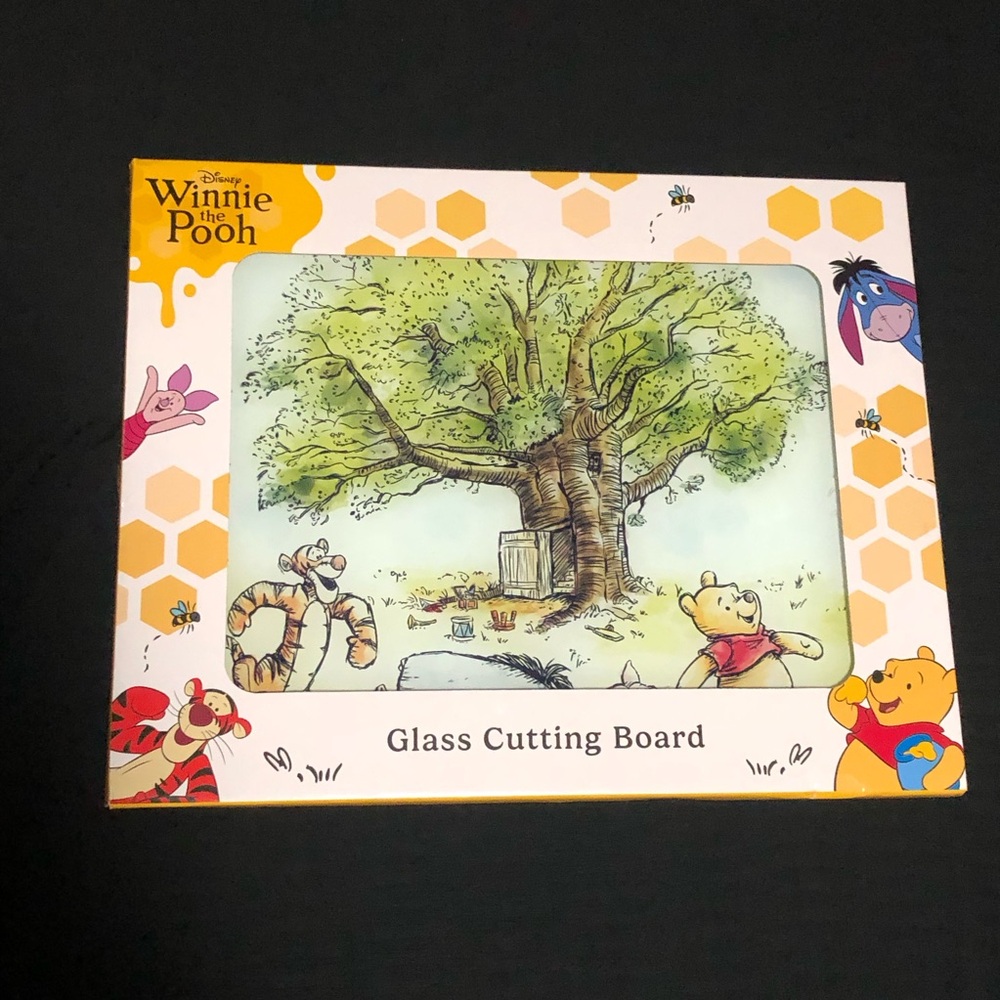 Disney Classic Winnie the Pooh Glass Cutting Board 12" x 15" Pooh Tigger Eeyore